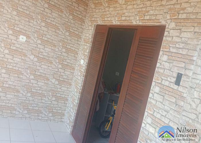 f8f12b06-8257-47f2-ada9-613ab7863545.jpg